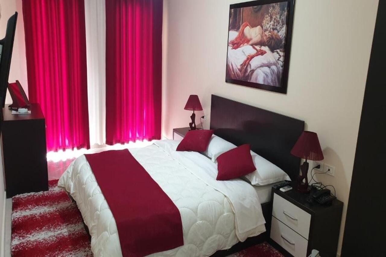 Haris Hotel Vlorë 외부 사진