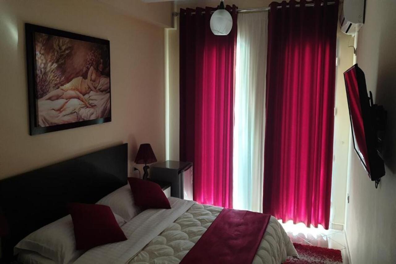 Haris Hotel Vlorë 외부 사진