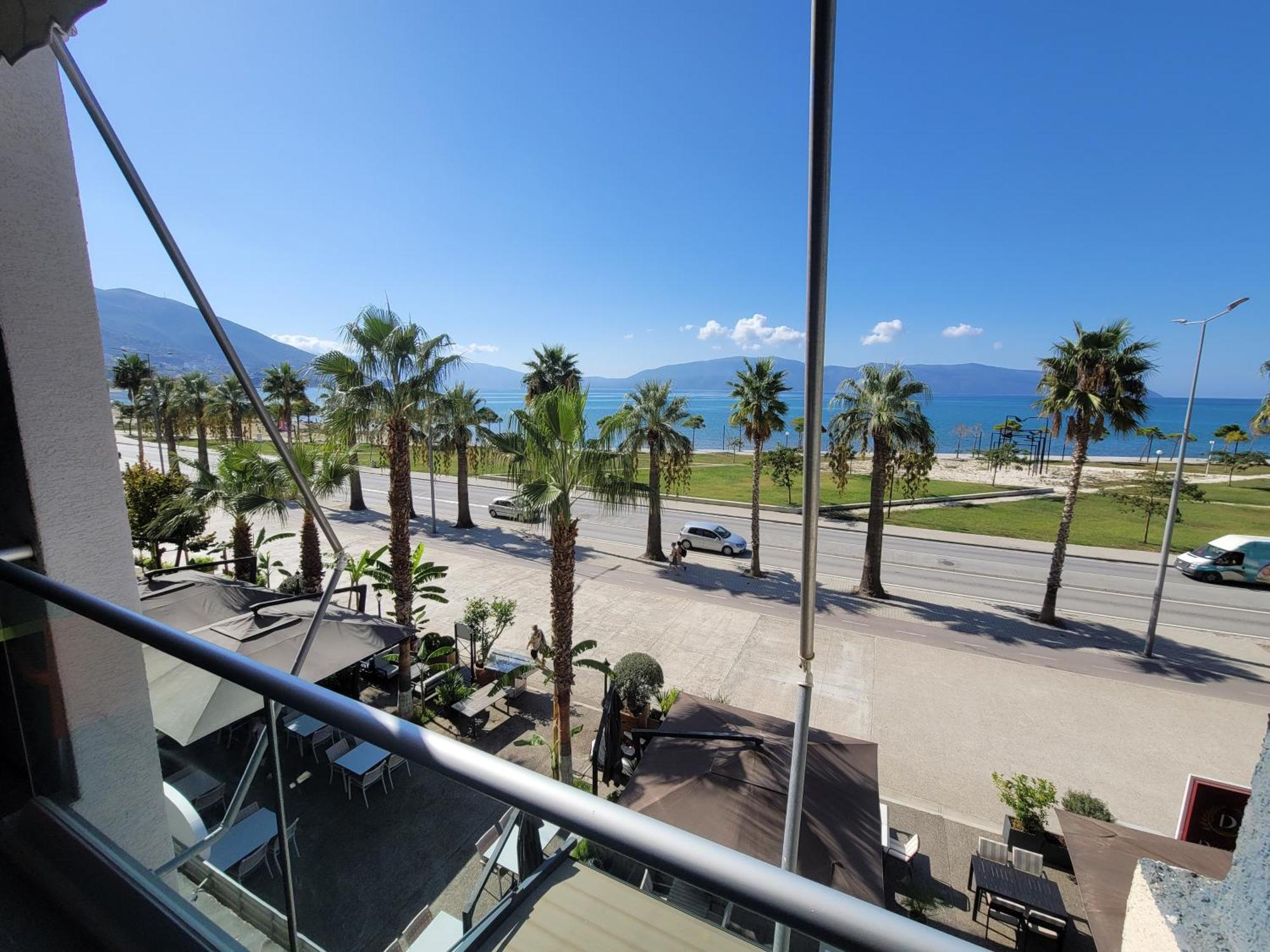 Haris Hotel Vlorë 외부 사진