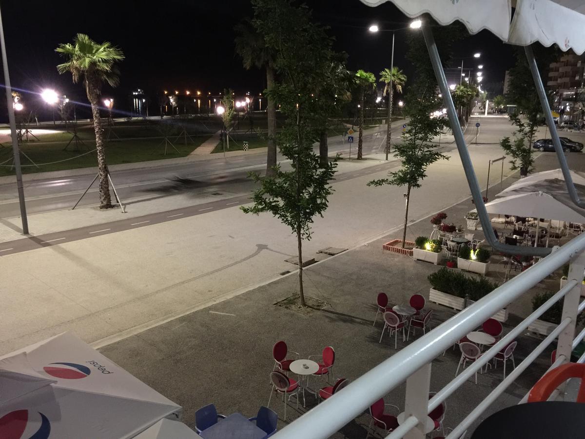 Haris Hotel Vlorë 외부 사진
