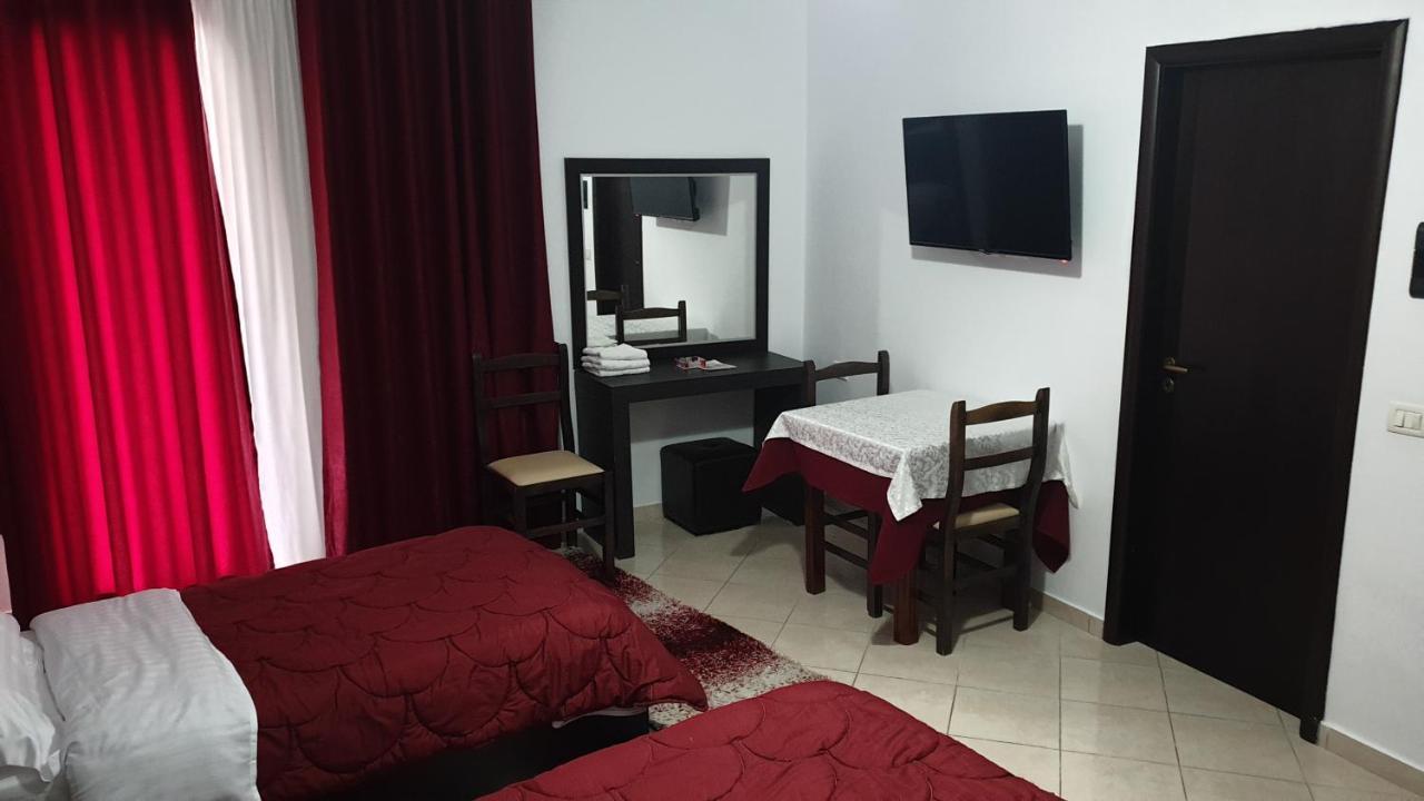 Haris Hotel Vlorë 외부 사진