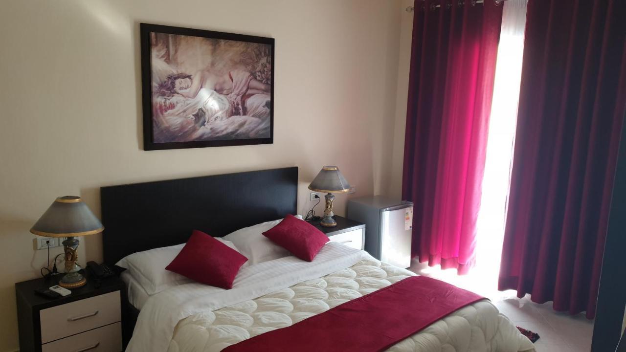 Haris Hotel Vlorë 외부 사진